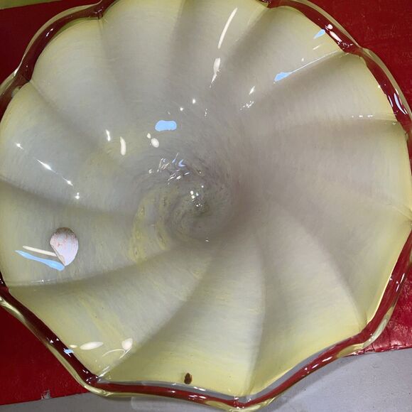 Vintage Hand Blown Art Glass Crystal Pedestal Scalloped Centerpiece Bowl Yellow - Picture 5 of 5